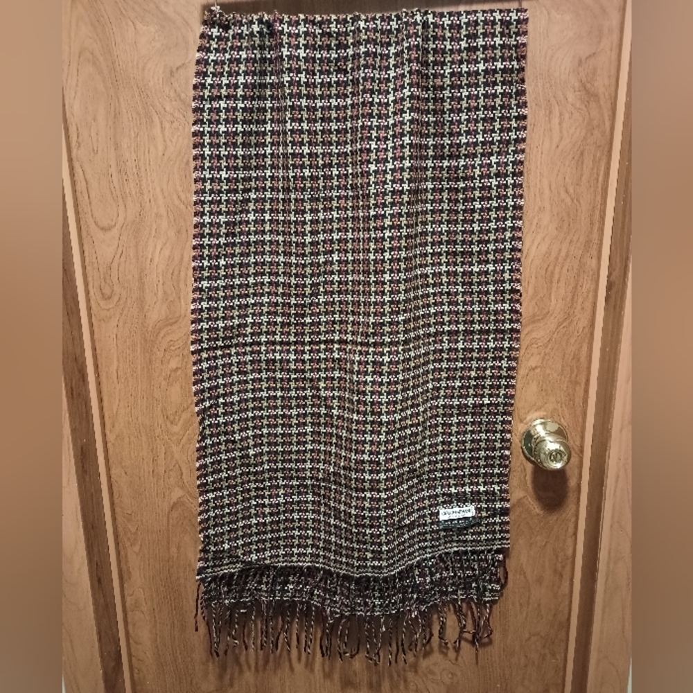 Men Women Giorgio Armani Le Collezioni Italy 100% Wool Luxury Italian Scarf Wrap